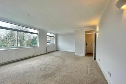 2 bedroom apartment to rent, Brendon Court, The Avenue, Radlett, Hertfordshire, WD7