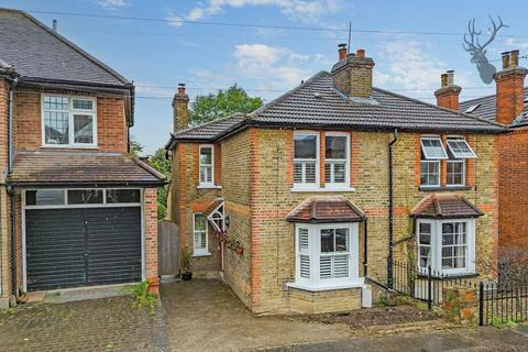 2 bedroom semi-detached house for sale, Chapel Road, Epping