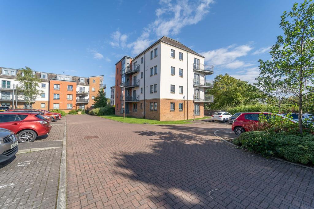 Property Exterior / Parking