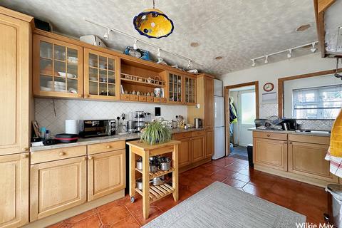 18 Hillview Close, Minehead, TA24 8EQ