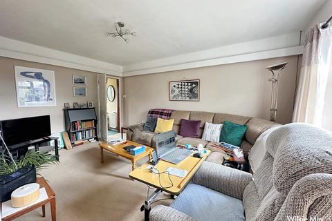 18 Hillview Close, Minehead, TA24 8EQ