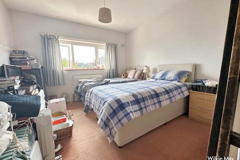 18 Hillview Close, Minehead, TA24 8EQ
