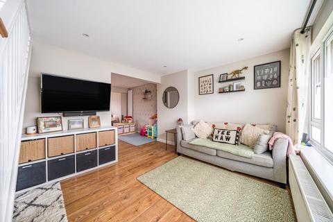 2 bedroom semi-detached house for sale, The Glade, Surrey TW18