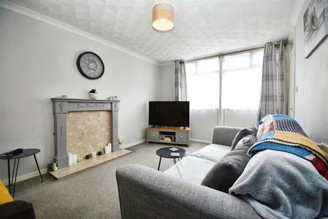 2 bedroom end of terrace house for sale, Lanyon Close, Bransholme, Hull