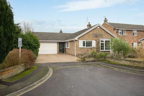 2 bedroom detached bungalow for sale, Dower Chase, Escrick, YO19