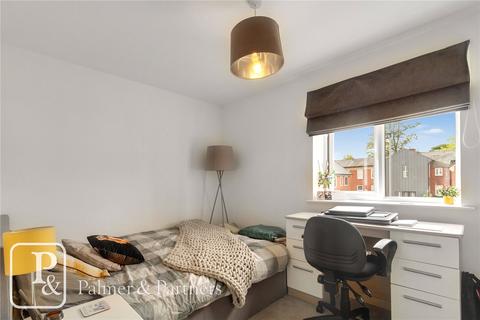65 Arthur Cross Square, Colchester, CO4 6BZ