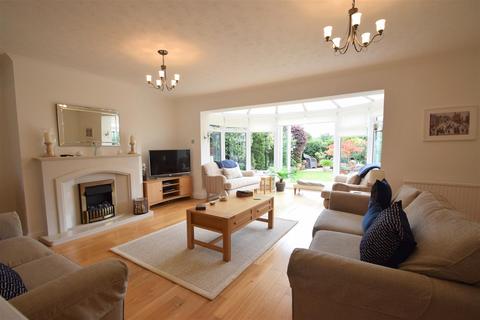 17 Castle Meadows, Coity, Bridgend, CF35 6DA