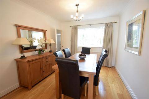 17 Castle Meadows, Coity, Bridgend, CF35 6DA