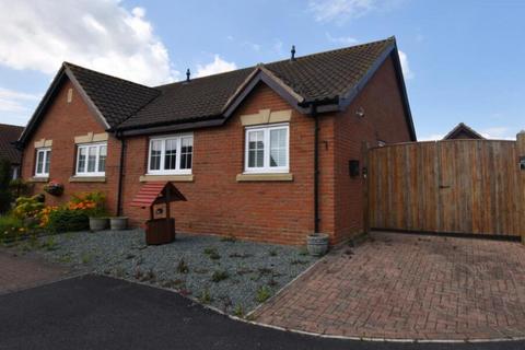 2 bedroom semi-detached bungalow to rent, Grosvenor Road, Mablethorpe