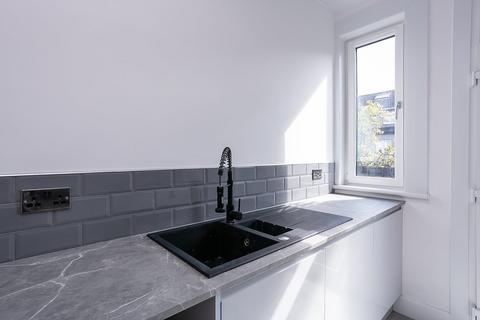 51 Pirniefield Place, Edinburgh, EH6 7QF