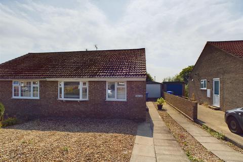 2 bedroom semi-detached bungalow for sale, Scarsea Way, Bempton