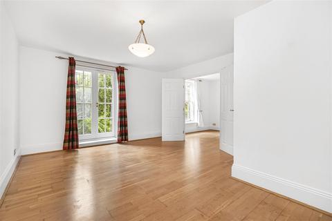 2 bedroom apartment for sale, Royal Drive, London