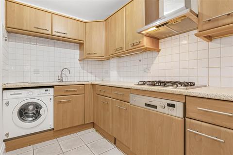 2 bedroom apartment for sale, Royal Drive, London