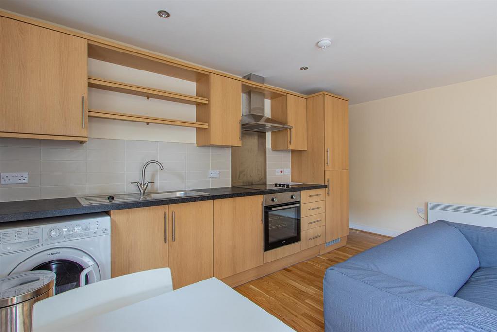 Churchill Villas 36-7.jpg