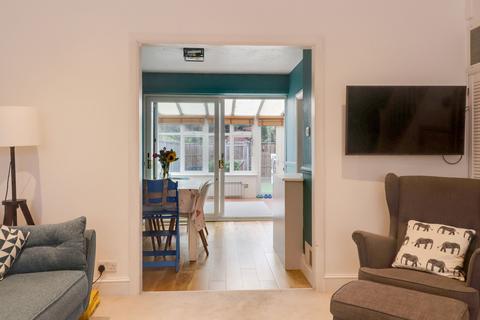 3 Bedster Gardens, West Molesey, KT8 1TA