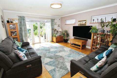 4 bedroom bungalow for sale, Hazlemere Road, Whitstable