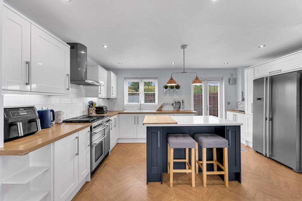 Spires Gardens, Winwick, WA2 3 bed townhouse for sale £340,000