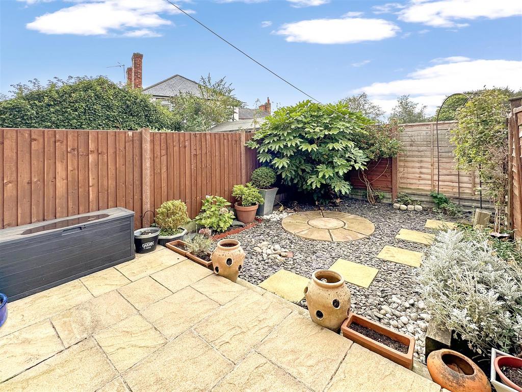 Garden 064