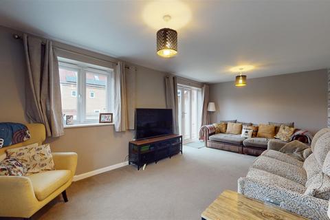 5 bedroom detached house for sale, Teeswater Way, Whitehouse, Milton Keynes