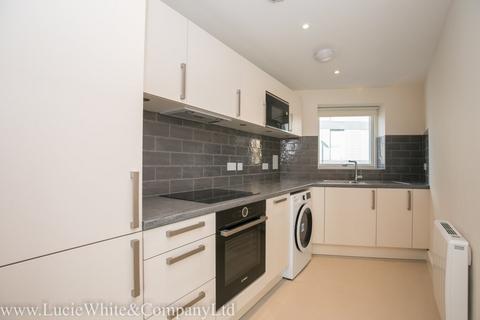 1 bedroom apartment to rent, West Mount, West Croydon