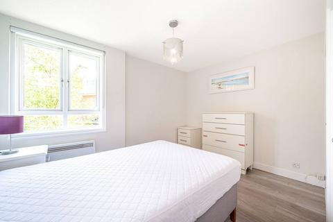 2 bedroom flat to rent, Reachview Close, Camden, London, NW1