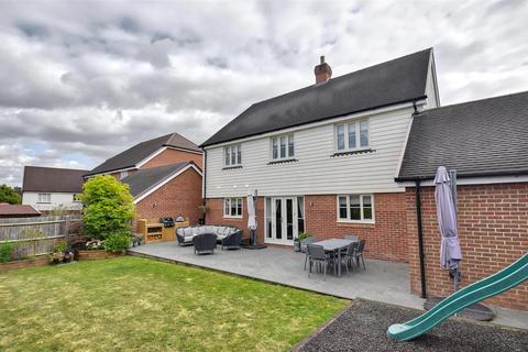 5 bedroom detached house for sale, Rolvenden, Kent