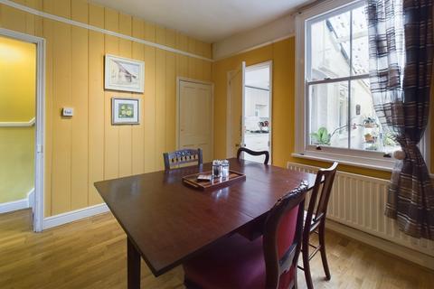 213 Cherry Hinton Road, Cambridge, CB1 7DA
