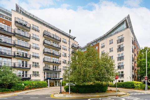 2 bedroom flat for sale, Seven Kings Way, Kingston, Kingston upon Thames, KT2