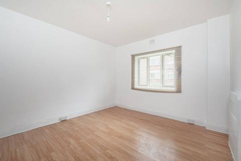 2 bedroom flat for sale, Watford Way, Mill Hill, London, NW7