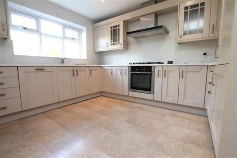 4 bedroom detached house to rent, Victoria Road, HU17