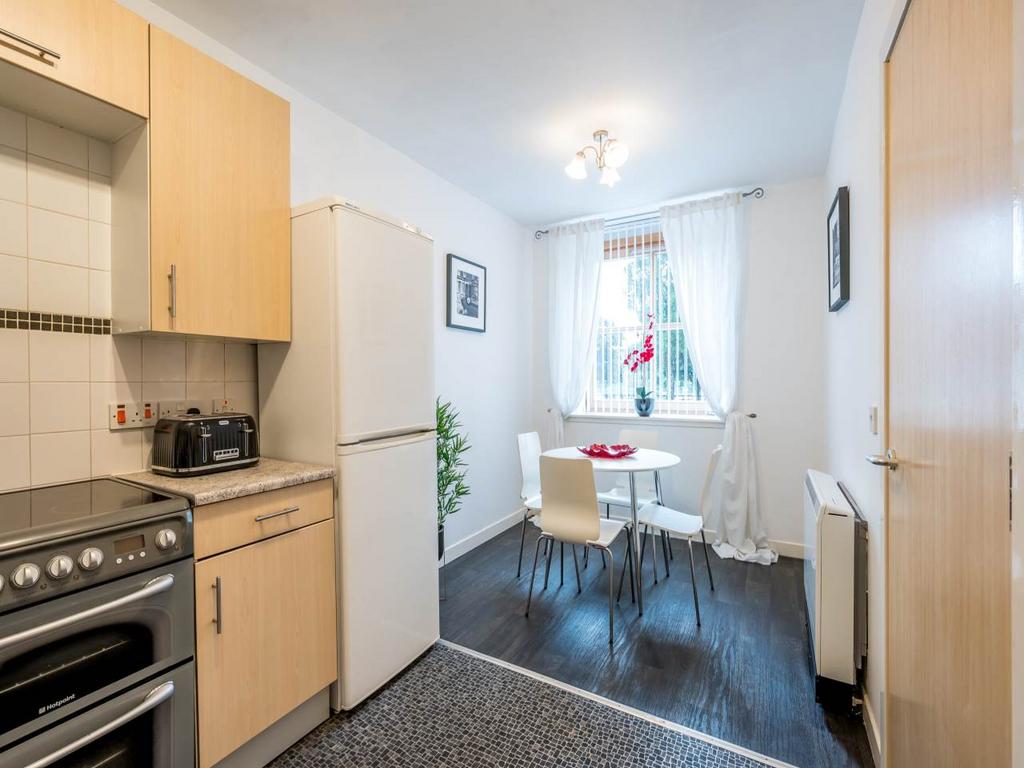 Kitchen dining