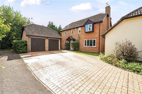 4 bedroom detached house for sale, Grange Close, Buckingham