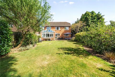 4 bedroom detached house for sale, Grange Close, Buckingham