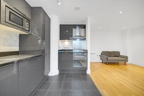 2 bedroom apartment to rent, Wharfside Point South, Prestons Road, London, E14