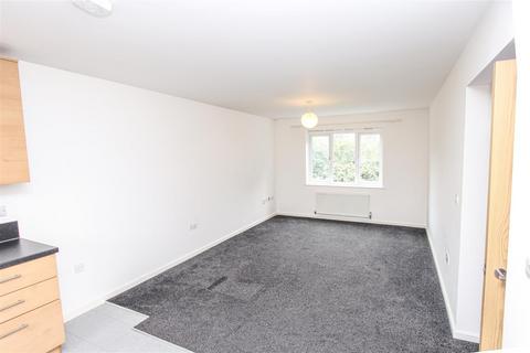 2 bedroom flat for sale, Limehouse Court, Sittingbourne