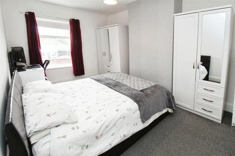 88 Beacon Road, Bradford, BD6 3EU