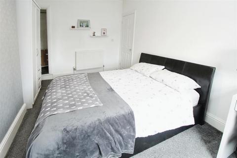 88 Beacon Road, Bradford, BD6 3EU