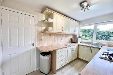 3 bedroom semi-detached house for sale, Firth Park Crescent, Halesowen