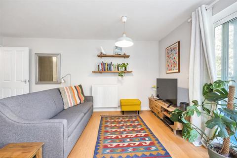 1 bedroom apartment for sale, Leyton Green Road, London E10