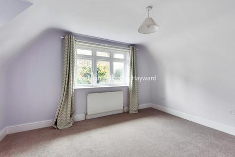 3 bedroom house to rent, Grand Avenue Muswell Hill N10