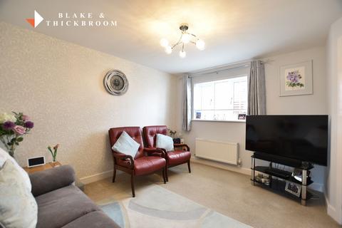 4 bedroom link detached house for sale, Cross Road, Clacton-on-Sea