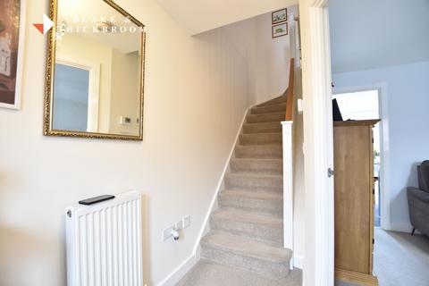 4 bedroom link detached house for sale, Cross Road, Clacton-on-Sea