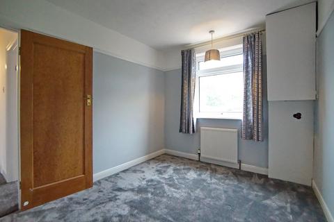 3 bedroom terraced house to rent, Eighth Avenue, Bristol BS7