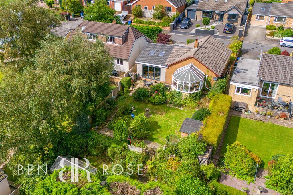 Aerial View   Garden