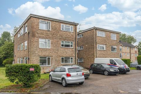 1 bedroom flat for sale, Longbridge Road, Horley RH6