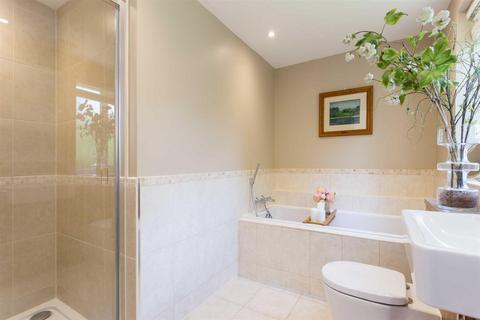 Stonecroft Leatherhead Road, Oxshott, Leatherhead, KT22 0HQ