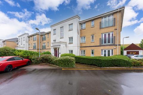 2 bedroom apartment for sale, Sovereign Heights, Langley SL3