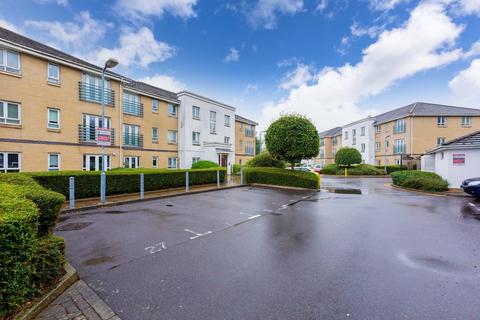 2 bedroom apartment for sale, Sovereign Heights, Langley SL3