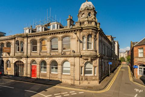 3 bedroom flat for sale, Maritime Street, Edinburgh EH6