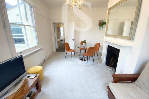 2 bedroom flat to rent, Victoria Terrace, Hove, BN3 2WB